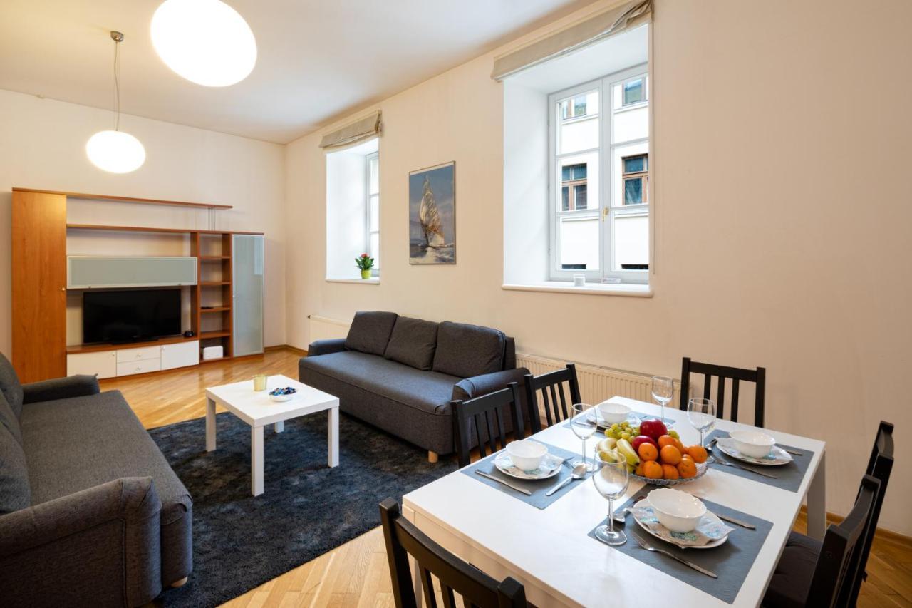 Old Riga Two Floor Palasta Loft Apartment With River View Ngoại thất bức ảnh